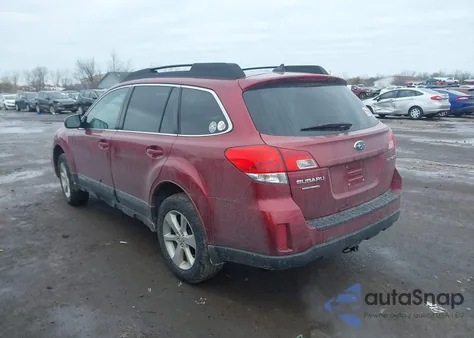 2014 Subaru Outback 2.5I Premium z USA, uszkodzony, nr VIN 4S4BRCCC7E3235938